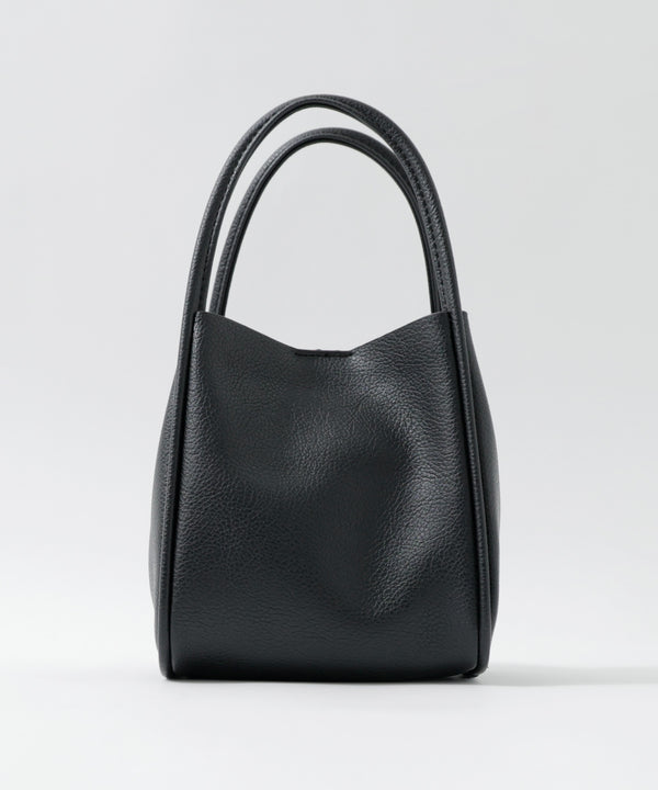 {"color":"\u30d6\u30e9\u30c3\u30af","info":""}