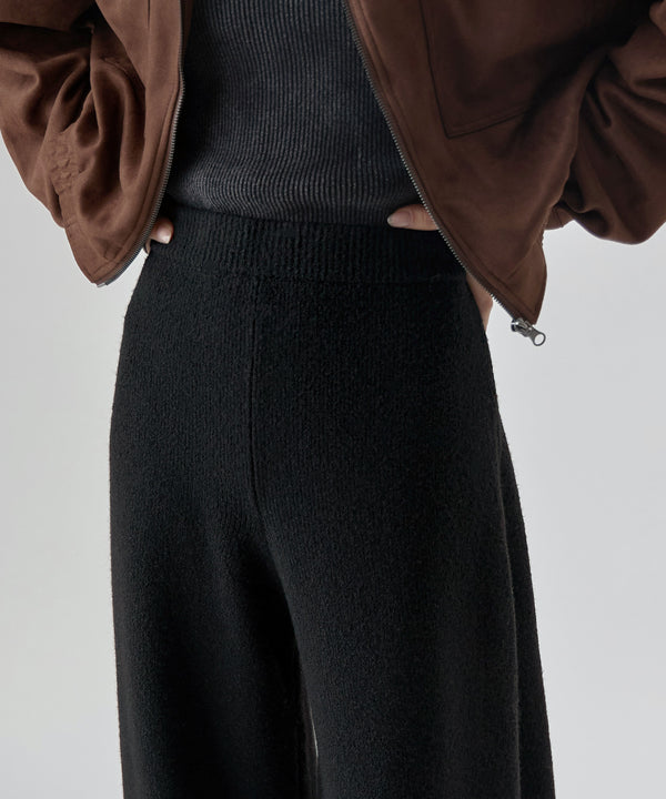 {"color":"\u30d6\u30e9\u30c3\u30af","info":"model\uff1aH166cm size\uff1aF"}