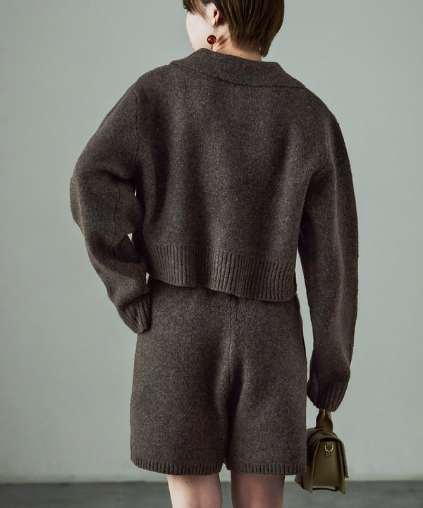 {"color":"\u30d6\u30e9\u30a6\u30f3","info":"model\uff1aH158cm size\uff1aM"}