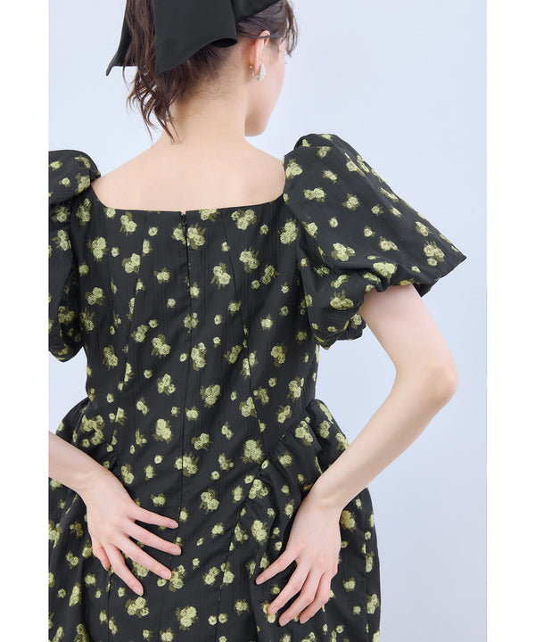{"color":"\u30d6\u30e9\u30c3\u30af\u00d7\u30a4\u30a8\u30ed\u30fc","info":"model\uff1aH166cm size\uff1aM"}