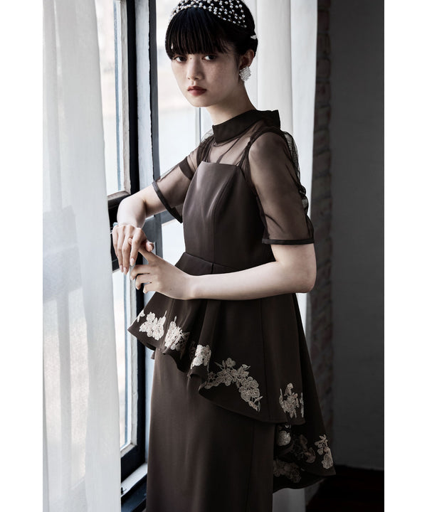 {"color":"\u30d6\u30e9\u30a6\u30f3","info":"model\uff1aH163cm size\uff1aM"}