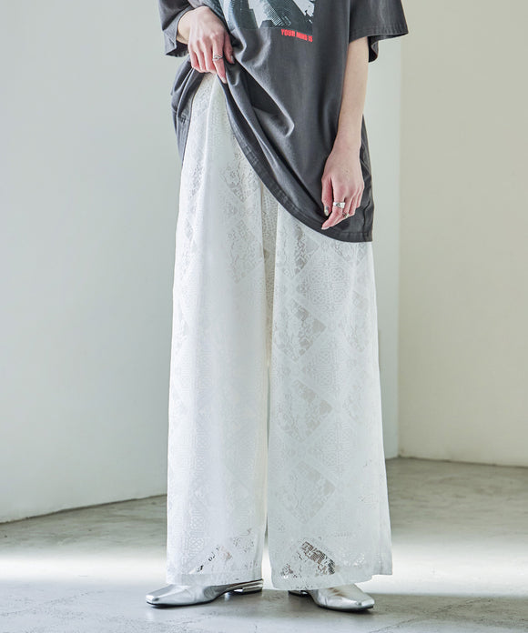 {"color":"\u30db\u30ef\u30a4\u30c8","info":"model\uff1aH158cm size\uff1aM"}