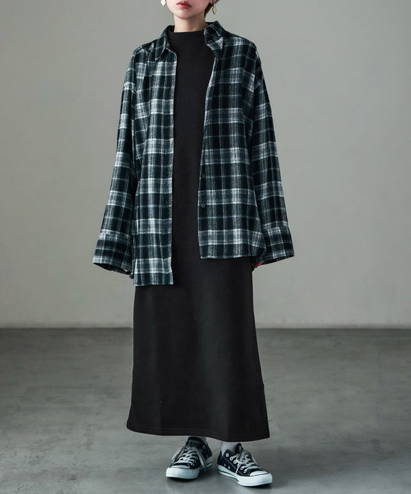 {"color":"\u30d6\u30e9\u30c3\u30af","info":"model\uff1aH158cm size\uff1aM"}