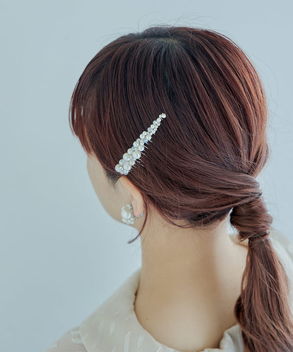 {"color":"\u30b7\u30eb\u30d0\u30fc","info":""}