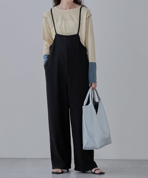 {"color":"\u30d6\u30e9\u30c3\u30af","info":"model\uff1aH166cm size\uff1aM"}