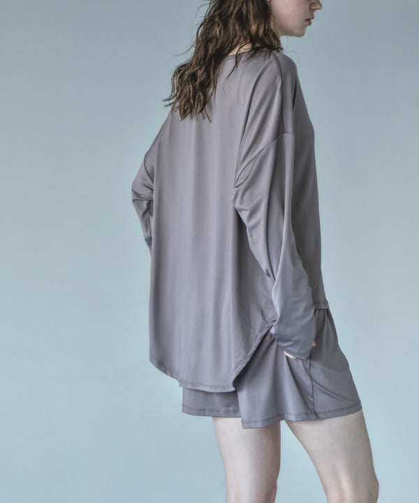 {"color":"\u30e2\u30ab","info":"model\uff1aH166cm size\uff1aM-L"}