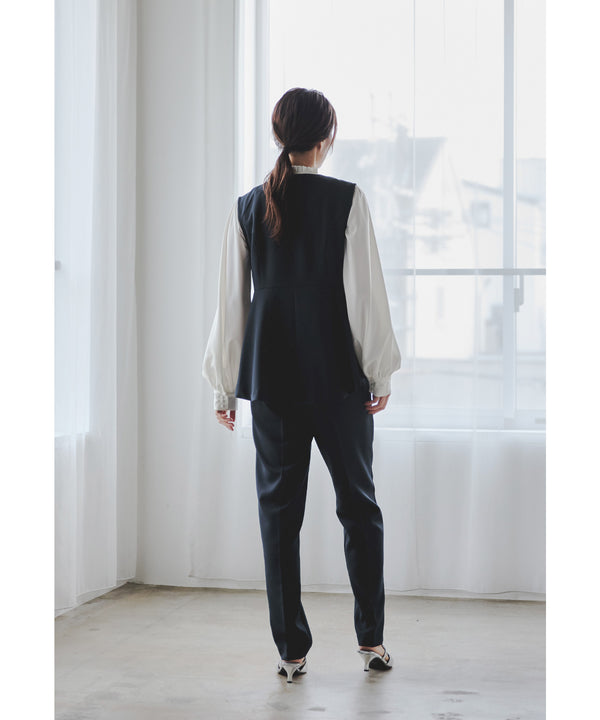 {"color":"\u30cd\u30a4\u30d3\u30fc","info":"model\uff1aH165cm size\uff1aM"}