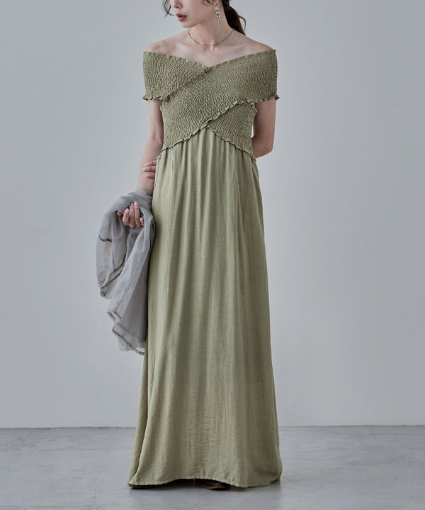 {"color":"\u30b0\u30ec\u30fc\u30b8\u30e5","info":"model\uff1aH166cm size\uff1aF"}
