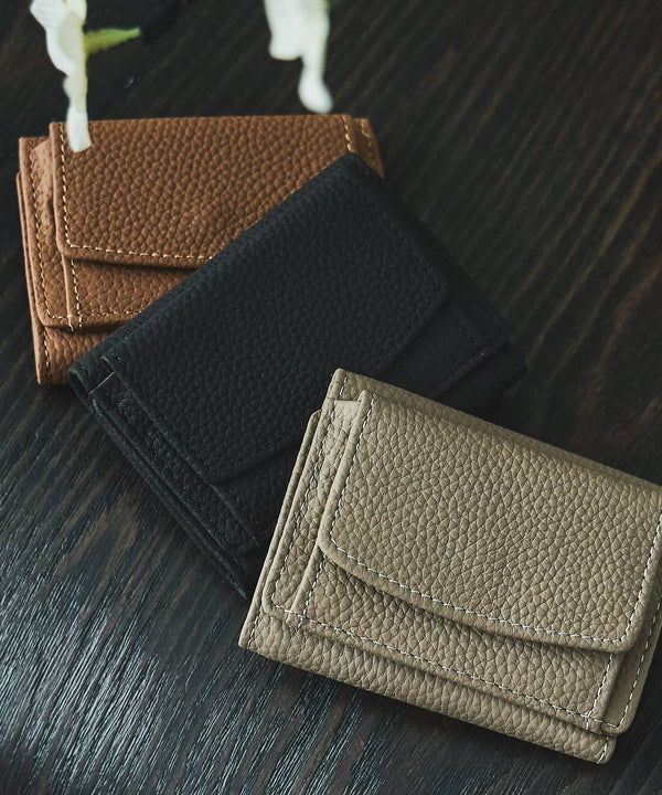 {"color":"\u30c8\u30fc\u30d7","info":"model\uff1aH158cm size\uff1aF"}