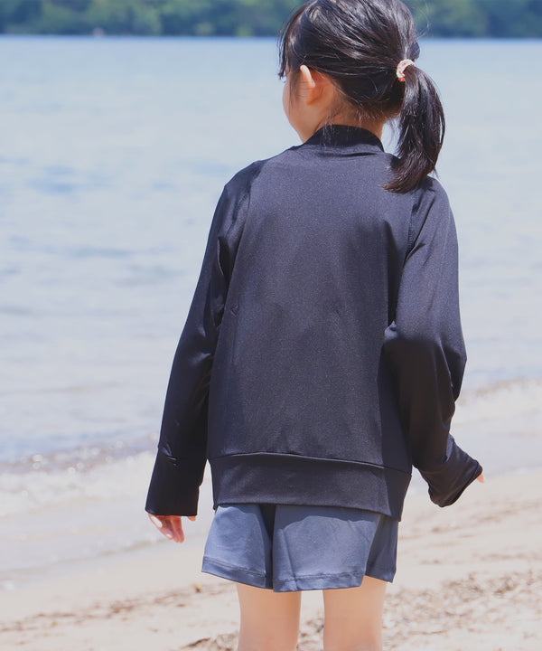 {"color":"\u30d6\u30e9\u30c3\u30af","info":""}