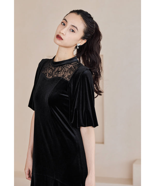 {"color":"\u30d6\u30e9\u30c3\u30af","info":"model\uff1aH165cm size\uff1aM"}