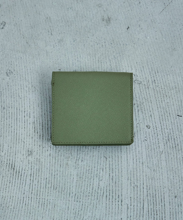 {"color":"\u30ab\u30fc\u30ad","info":""}