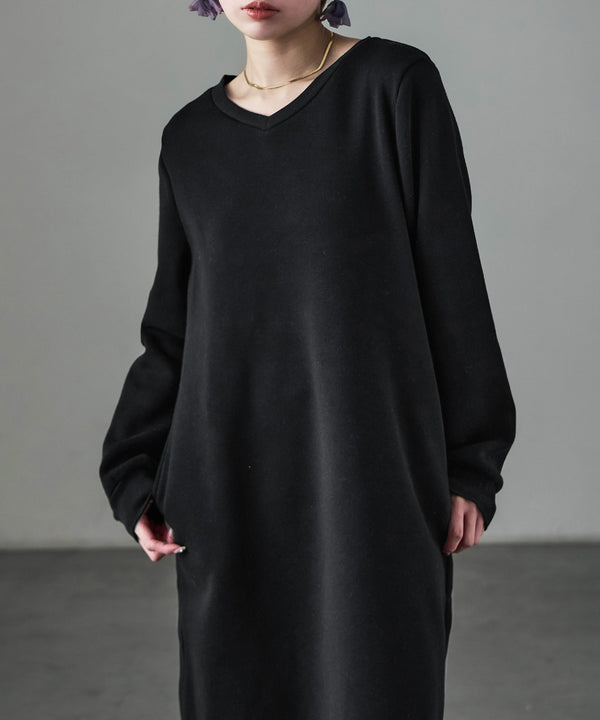 {"color":"\u30d6\u30e9\u30c3\u30af","info":"model\uff1aH158cm size\uff1aM"}