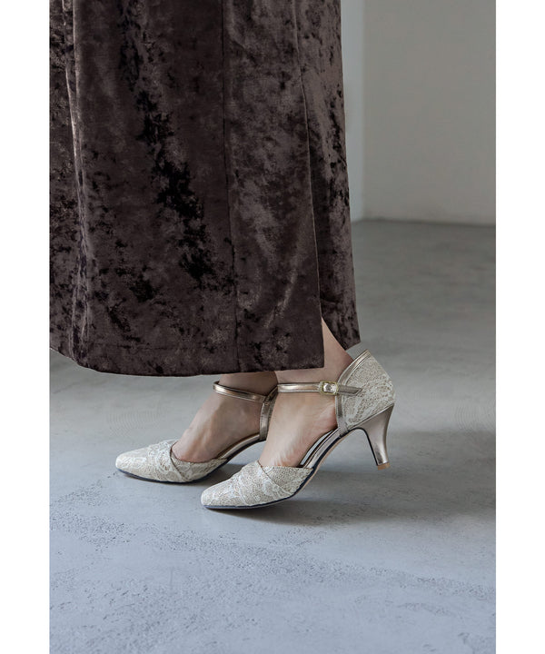 {"color":"\u30d9\u30fc\u30b8\u30e5","info":""}