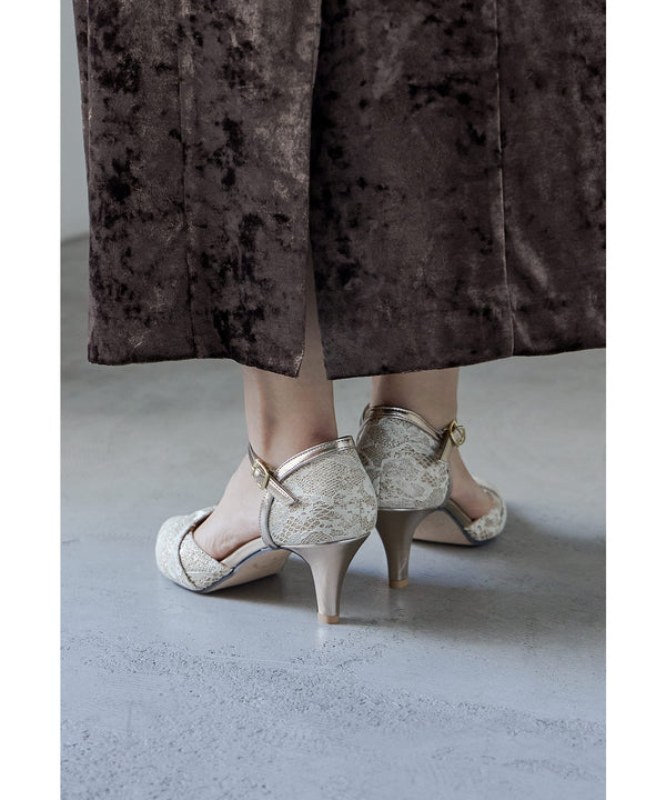 {"color":"\u30d9\u30fc\u30b8\u30e5","info":""}