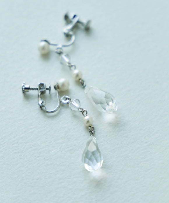 {"color":"\u30b7\u30eb\u30d0\u30fc","info":""}