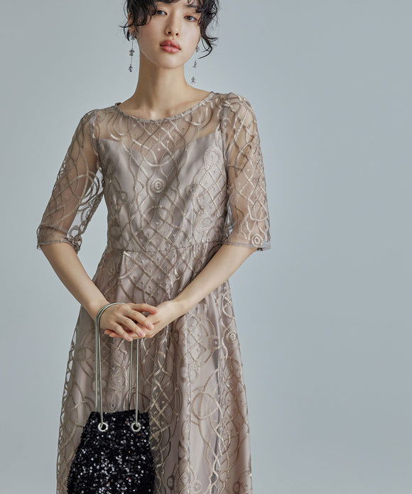 {"color":"\u30d4\u30f3\u30af","info":"model\uff1aH167cm size\uff1aM"}
