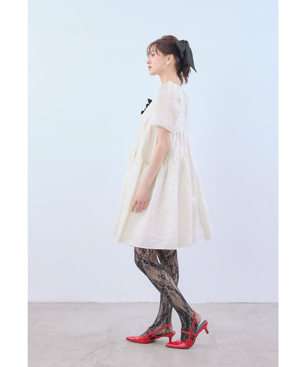{"color":"\u30aa\u30d5\u30db\u30ef\u30a4\u30c8","info":"model\uff1aH166cm size\uff1aM"}