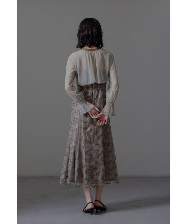 {"color":"\u30d6\u30e9\u30a6\u30f3","info":"model\uff1aH166cm size\uff1aM"}