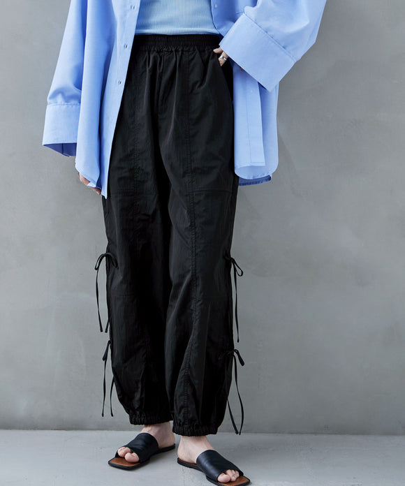 {"color":"\u30d6\u30e9\u30c3\u30af","info":"model\uff1aH170cm size\uff1aM"}