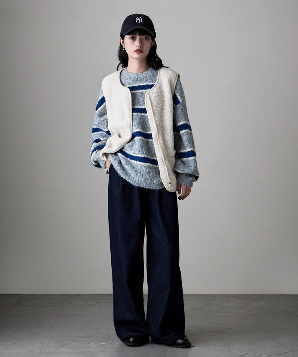 {"color":"\u30db\u30ef\u30a4\u30c8","info":"model\uff1aH163cm size\uff1aM-L"}