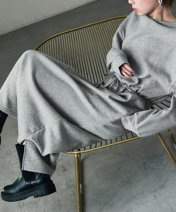 {"color":"\u30b0\u30ec\u30fc","info":"model\uff1aH158cm size\uff1aM"}