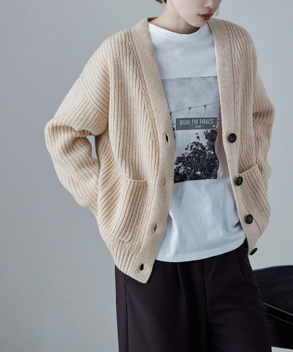 {"color":"\u30d9\u30fc\u30b8\u30e5","info":"model\uff1aH170cm size\uff1aM"}