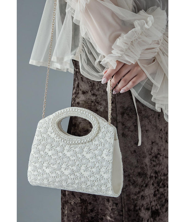 {"color":"\u30d9\u30fc\u30b8\u30e5","info":""}