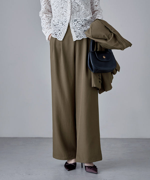 {"color":"\u30ab\u30fc\u30ad","info":"model\uff1aH166cm size\uff1aM"}