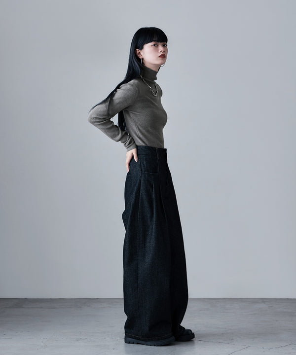{"color":"\u30b0\u30ec\u30fc","info":"model\uff1aH163cm size\uff1aF"}