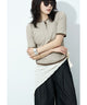 {"color":"\u30b0\u30ec\u30fc\u30b8\u30e5","info":"model\uff1aH157cm size\uff1aM"}