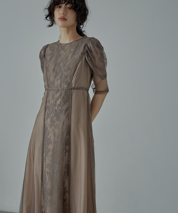 {"color":"\u30e2\u30ab","info":"model\uff1aH167cm size\uff1aM"}