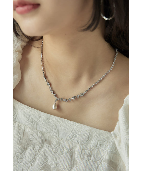 {"color":"\u30b7\u30eb\u30d0\u30fc","info":""}