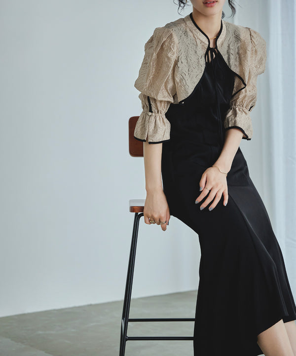 {"color":"\u30d6\u30e9\u30c3\u30af","info":"model\uff1aH167cm size\uff1aM"}