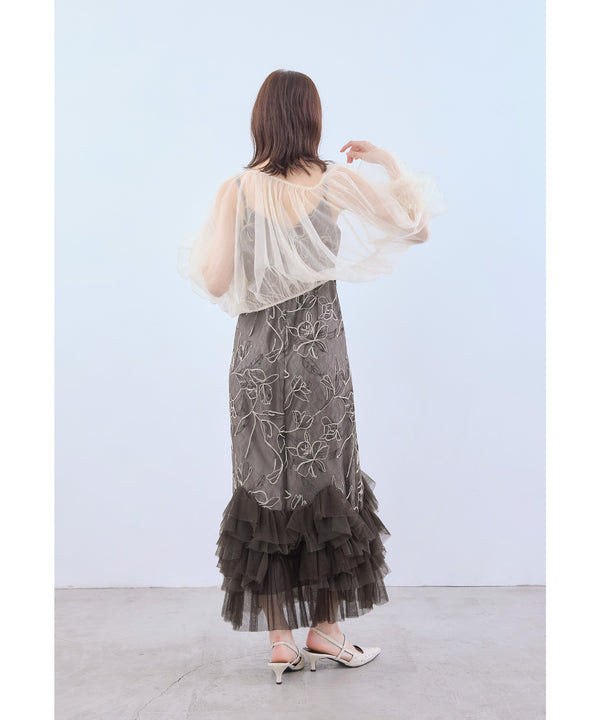 {"color":"\u30a8\u30af\u30ea\u30e5","info":"model\uff1aH166cm size\uff1aM"}