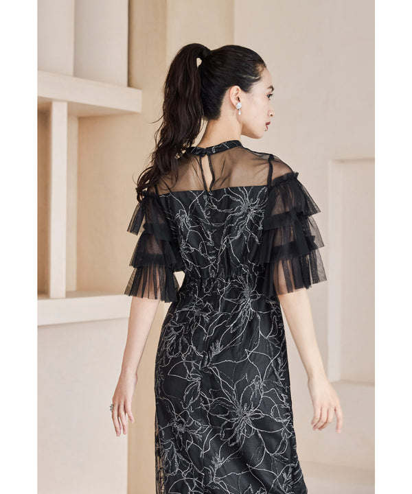 {"color":"\u30d6\u30e9\u30c3\u30af","info":"model\uff1aH165cm size\uff1aM"}