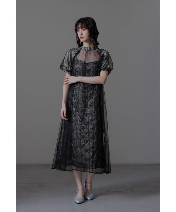 {"color":"\u30d6\u30e9\u30c3\u30af","info":"model\uff1aH166cm size\uff1aM"}
