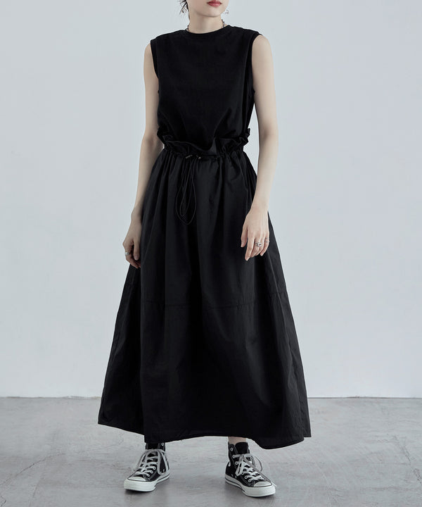 {"color":"\u30d6\u30e9\u30c3\u30af","info":"model\uff1aH170cm size\uff1aF"}