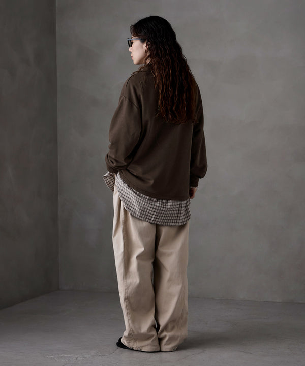 {"color":"\u30d6\u30e9\u30a6\u30f3","info":"model\uff1aH166cm size\uff1aF"}