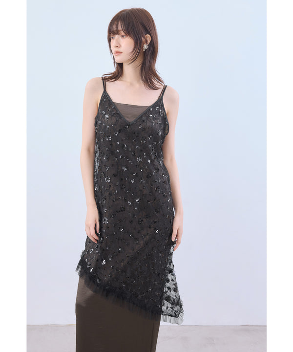 {"color":"\u30d6\u30e9\u30c3\u30af","info":"model\uff1aH166cm size\uff1aM"}