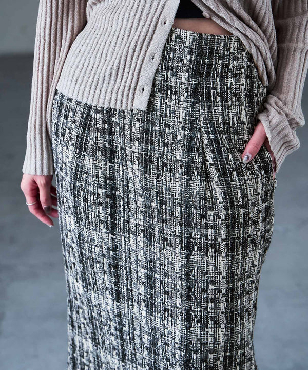 {"color":"\u30b0\u30ec\u30fc","info":"model\uff1aH158cm size\uff1aM"}