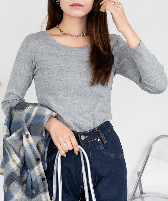 {"color":"\u6762\u30b0\u30ec\u30fc","info":"model\uff1aH160cm size\uff1aM"}