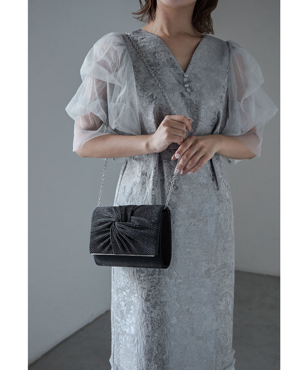 {"color":"\u30d6\u30e9\u30c3\u30af","info":""}