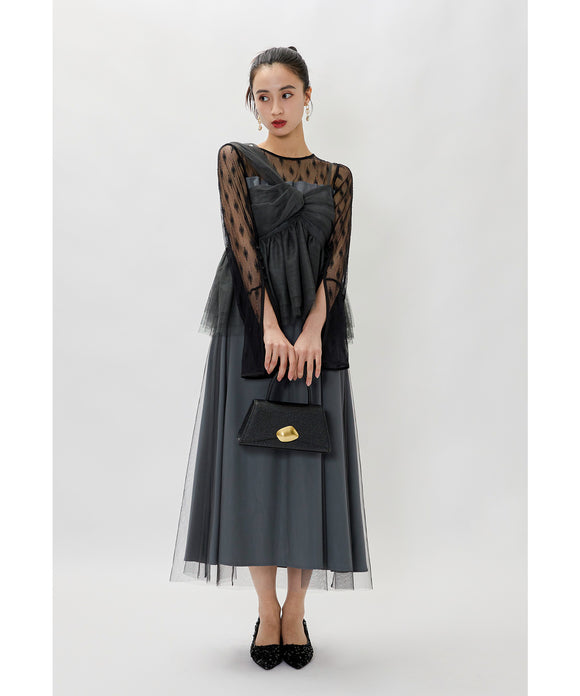 {"color":"\u30d6\u30eb\u30fc","info":"model\uff1aH165cm size\uff1aM"}