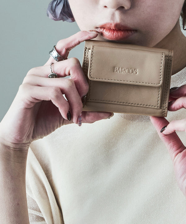 {"color":"\u30d9\u30fc\u30b8\u30e5","info":"model\uff1aH158cm size\uff1aF"}