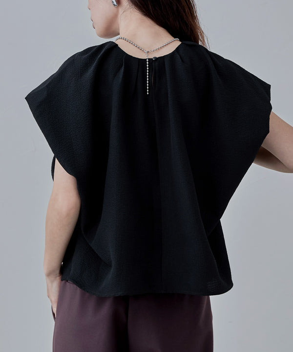 {"color":"\u30d6\u30e9\u30c3\u30af","info":"model\uff1aH166cm size\uff1aM"}