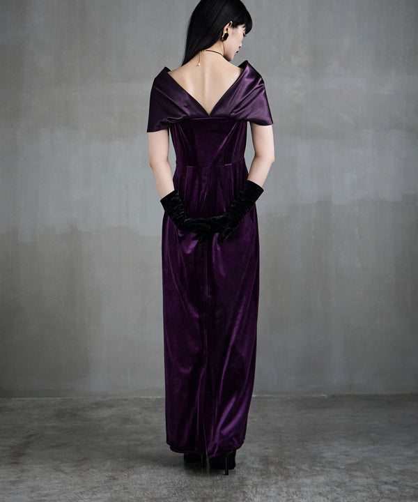 {"color":"\u30c7\u30a3\u30fc\u30d7\u30d0\u30a4\u30aa\u30ec\u30c3\u30c8","info":"model\uff1aH163cm size\uff1aM"}