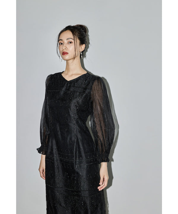 {"color":"\u30d6\u30e9\u30c3\u30af","info":"model\uff1aH165cm size\uff1aM"}