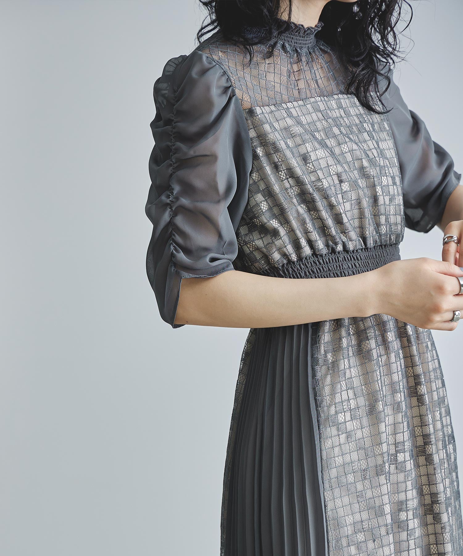 ★新品★ニアナ　ブロックチェックサイドプリーツドレス　結婚式　パーティー niana ドレス ブロックチェックサイドプリーツドレス : ZOZOTOWN