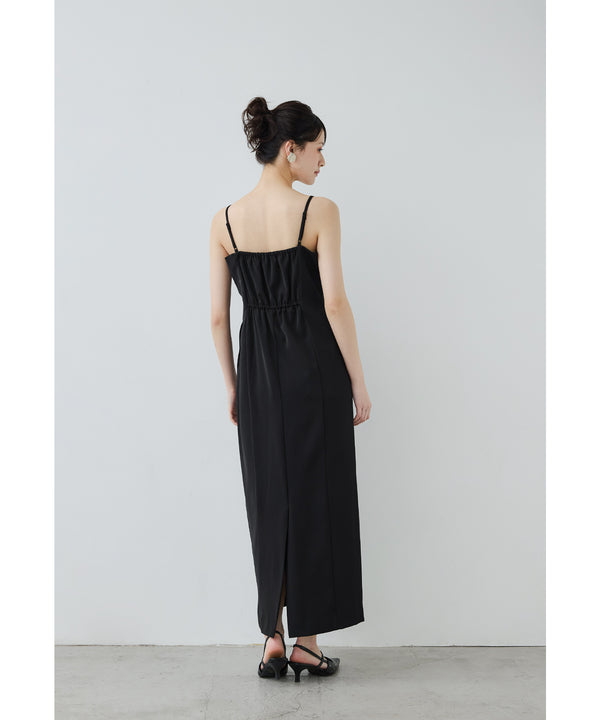 {"color":"\u30d4\u30f3\u30af","info":"model\uff1aH166cm size\uff1aM"}